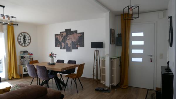 FAVERGES. MAISON INDIVIDUELLE AVEC TERRAIN AU CENTRE VILLE.