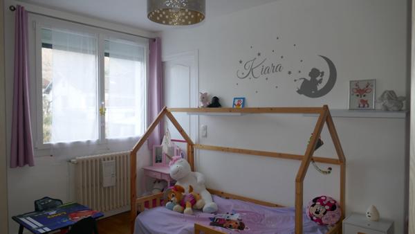 FAVERGES. MAISON INDIVIDUELLE AVEC TERRAIN AU CENTRE VILLE.