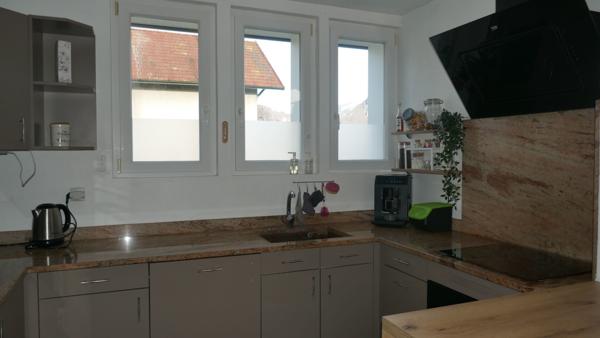 FAVERGES. MAISON INDIVIDUELLE AVEC TERRAIN AU CENTRE VILLE.