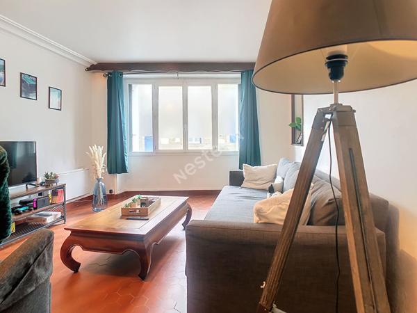 A LOUER Maison de Ville de 112 m² habitable en plein bourg de MOUZILLON à 3 minutes de Vallet  proche de tous commerces et services et de la 4 voies NANTES- CHOLET et 8 minutes de CLISSON