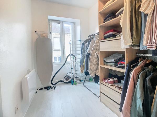 A LOUER Maison de Ville de 112 m² habitable en plein bourg de MOUZILLON à 3 minutes de Vallet  proche de tous commerces et services et de la 4 voies NANTES- CHOLET et 8 minutes de CLISSON