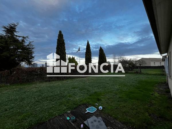 Location Maison 4 pièces 100 m² - RESIDENCE DE FONT DE MEAUX Coursac 24430