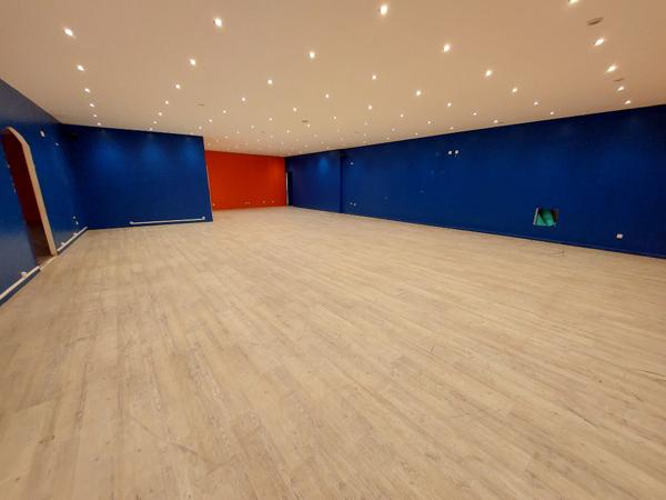 Local commercial Dreux 750 m2