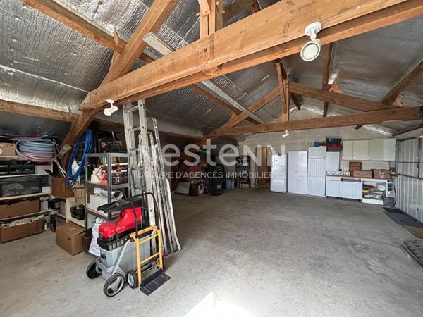 Exclusivité Vente Longère en campagne 3 à 5 chambres - double garage - terrain 2348m² à MAYET (72360)