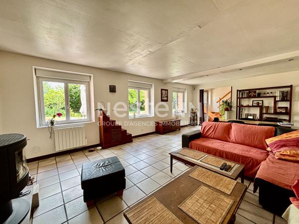 Exclusivité Vente Longère en campagne 3 à 5 chambres - double garage - terrain 2348m² à MAYET (72360)