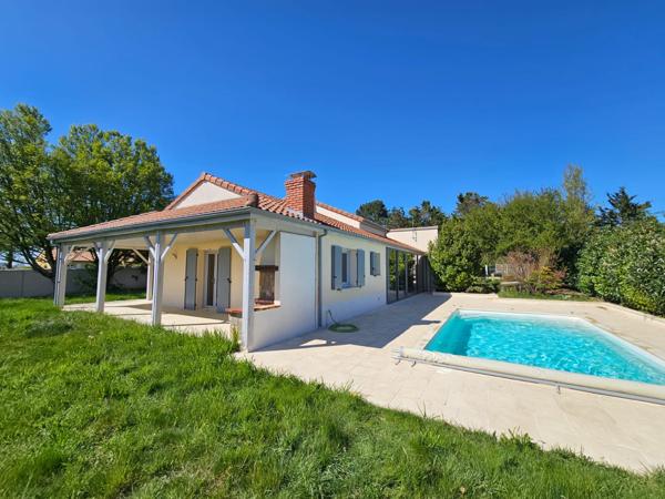 Poitiers BREUIL MINGOT, Maison 4 chambres avec piscine