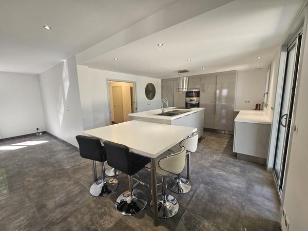 Poitiers BREUIL MINGOT, Maison 4 chambres avec piscine