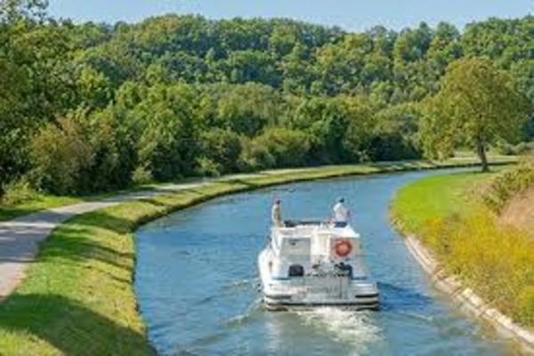 MAISON à vendre 5 pièces CORBIGNY (58) - 113 M2 - GARAGE et DEPENDANCE - TERRAIN 405 m2