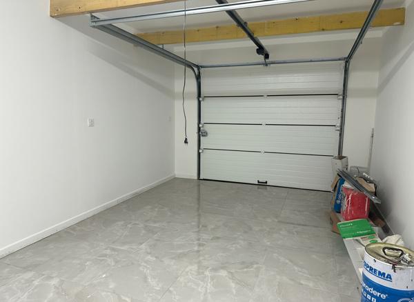 Questembert, maison neuve 118 m², 4 chambres dont 1 au RDC, garage. 1 km des Halles.