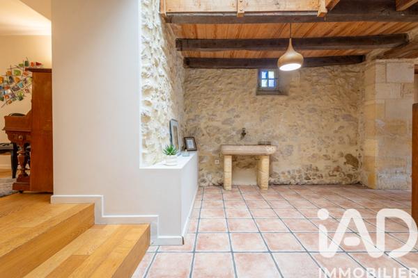 Location maison 5 pièces 155 m² Pompignac