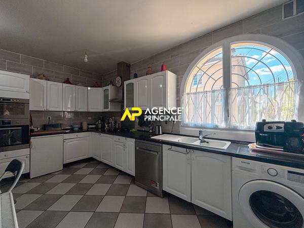 Sartrouville - Les Dix Arpents - Maison 5 pièces 110 m² avec garage 399 000 € **  - Référence  9546