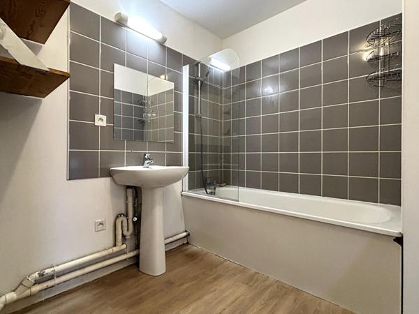 A VENDRE : T3 à LILLE • CHU • 199 000 € FAI • Réf. 1586