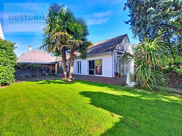 ORLEANS - MAISON DE PLAIN PIED DE 100M2 INDEPENDANTE - 3 CHAMBRES ET BUREAU - JARDIN CLOS ET ARBORE AVEC PISCINE - GARAGE