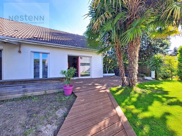 ORLEANS - MAISON DE PLAIN PIED DE 100M2 INDEPENDANTE - 3 CHAMBRES ET BUREAU - JARDIN CLOS ET ARBORE AVEC PISCINE - GARAGE