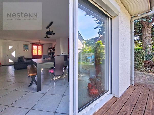 ORLEANS - MAISON DE PLAIN PIED DE 100M2 INDEPENDANTE - 3 CHAMBRES ET BUREAU - JARDIN CLOS ET ARBORE AVEC PISCINE - GARAGE