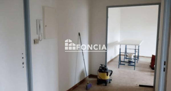 À vendre Appartement 2 pièces 50 m² - Saint-étienne 42000