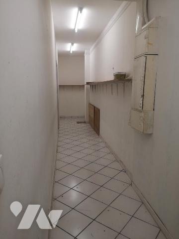 LOCAL COMMERCIAL A VENDRE A CAMBRAI