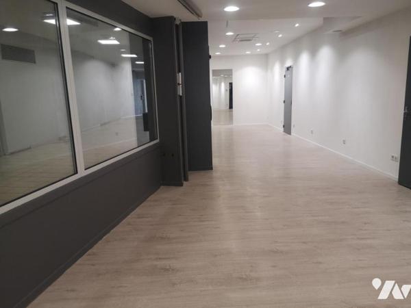 LOCAL COMMERCIAL A VENDRE A CAMBRAI
