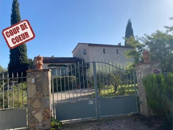 MAGNIFIQUE MAISON PROVENCALE