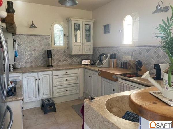 MAGNIFIQUE MAISON PROVENCALE