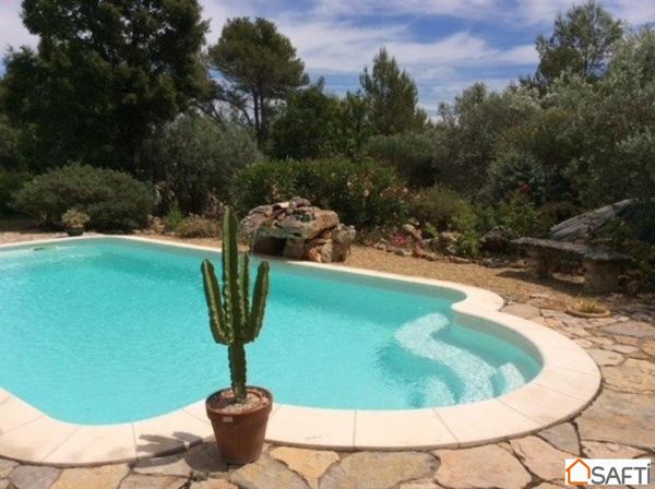 MAGNIFIQUE MAISON PROVENCALE