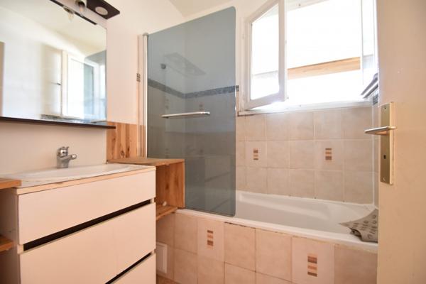 appartement vide 4 pièces 68m² avec garage