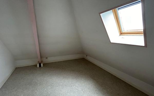 Appartement à louer    4 pièces •  Tergnier