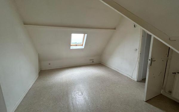 Appartement à louer    4 pièces •  Tergnier