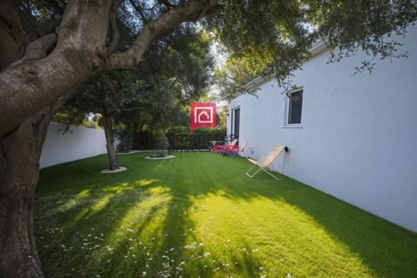 Villa moderne de plain-pied 127m2 + sous-sol complet - PISCINE