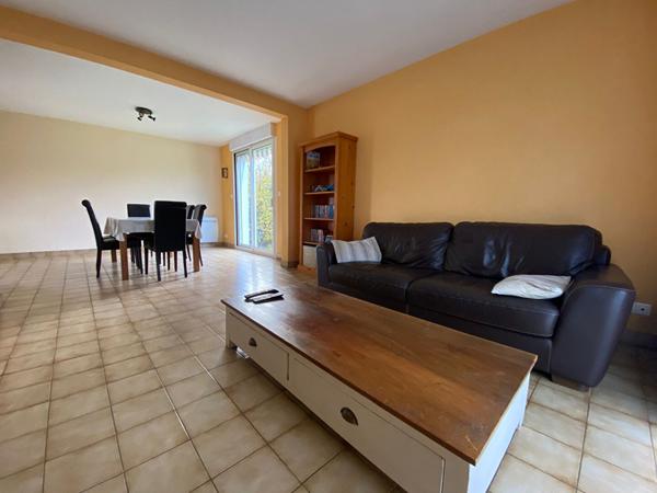 Maison Montreuil Juigne 6 pièce(s) 130 m2