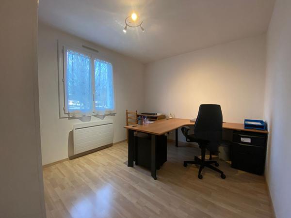 Maison Montreuil Juigne 6 pièce(s) 130 m2