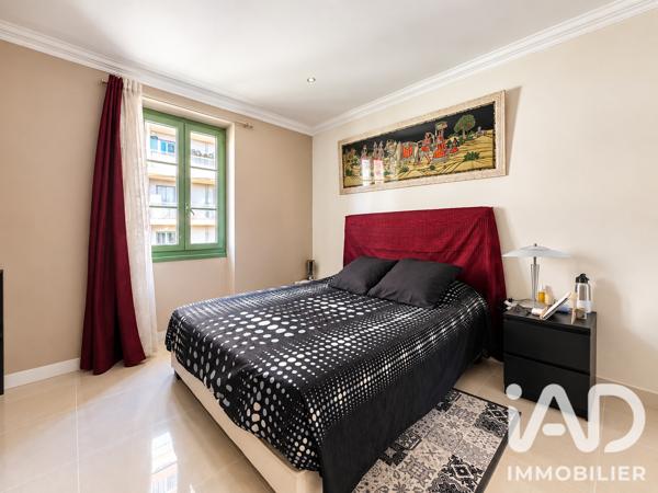 Appartement à vendre 4 pièces 91 m² Saint-Laurent-du-Var