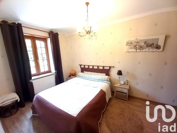 Maison à vendre 9 pièces 126 m² Saintigny