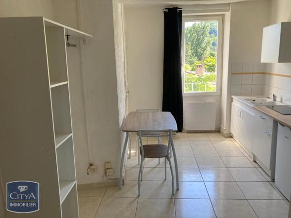 Location appartement Lodève (34700) 1 pièce 18.1m²