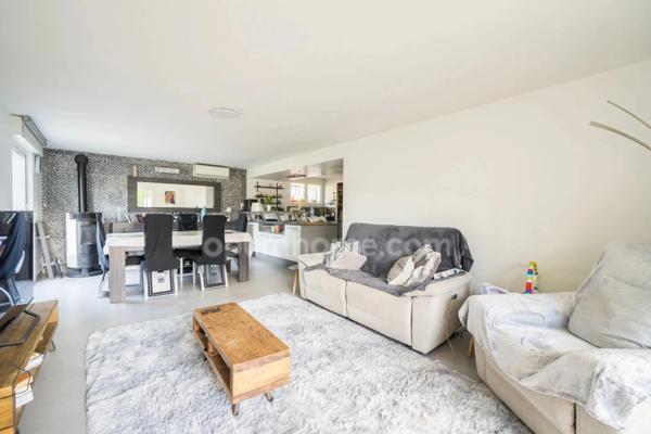 BAILLARGUES (34670) – MAISON INDIVIDUELLE – 6 CHAMBRES – EXPOSITION SUD – PISCINE – GARAGE – JARDIN ARBORÉ