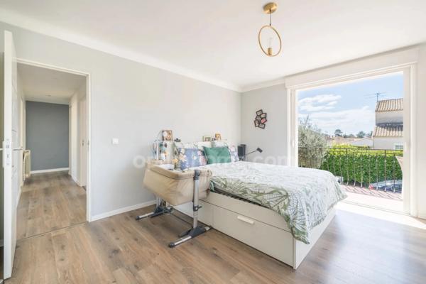 BAILLARGUES (34670) – MAISON INDIVIDUELLE – 6 CHAMBRES – EXPOSITION SUD – PISCINE – GARAGE – JARDIN ARBORÉ
