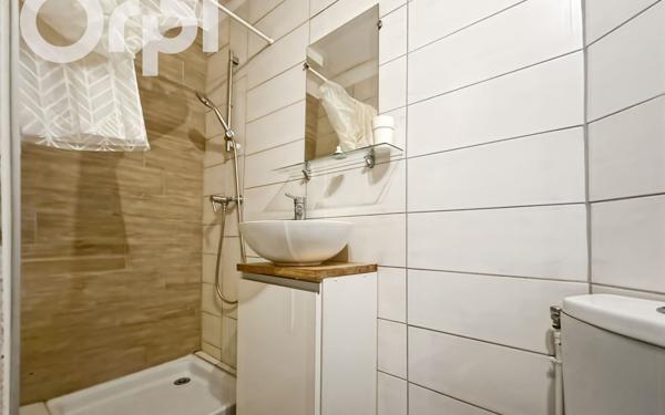 Appartement à louer    2 pièces • 25 m2 Aubenas