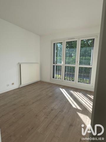 Location appartement 3 pièces 72 m² Compiègne