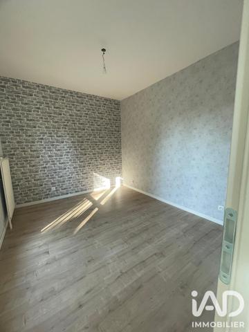 Location appartement 3 pièces 72 m² Compiègne