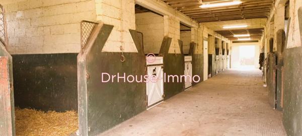 Bien immobilier à vendre 7 pièces de 172 m²