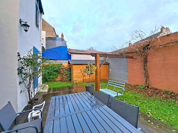 Maison à CHOLET, 49300 - 7 pièces 165m²