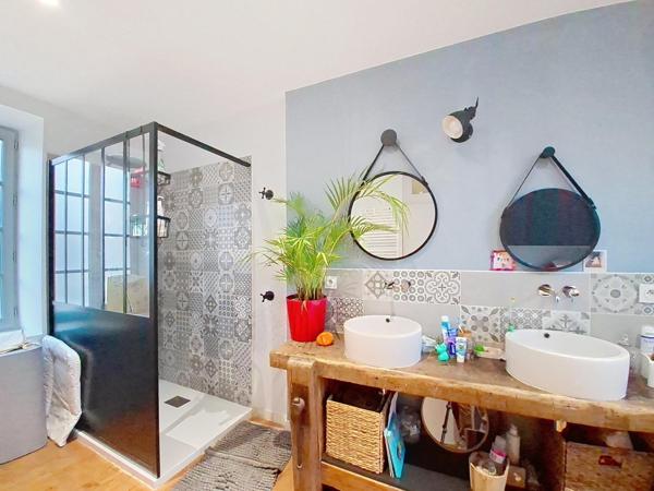 Maison à CHOLET, 49300 - 7 pièces 165m²