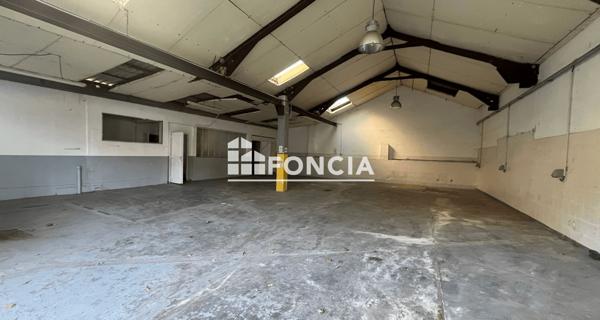 À vendre Local commercial 390 m² - Avignon 84000
