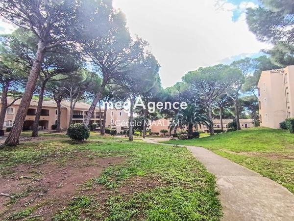 Bureaux à SAINT-RAPHAEL, 83700 - 2 pièces 54m²