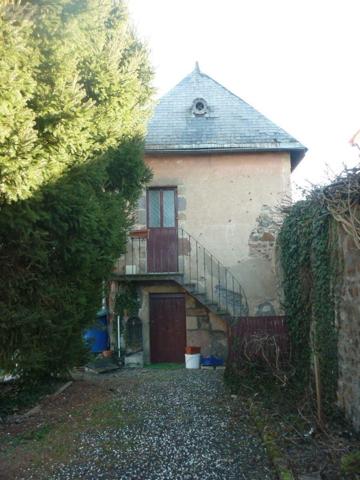 Maison à vendre à Issoire dans le Puy-de-Dôme (63500), ref : 13385/173   
ISSOIRE