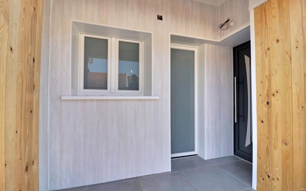 Immeuble à vendre    6 pièces •  Varsberg