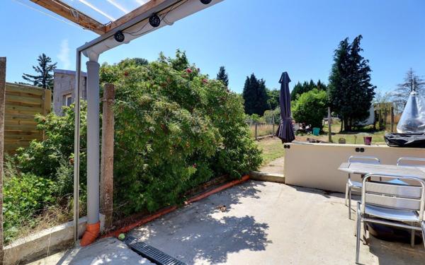 Immeuble à vendre    6 pièces •  Varsberg