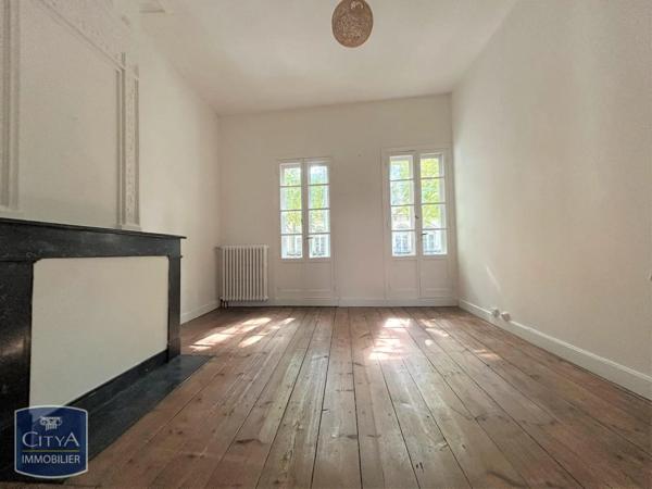 Appartement à louer 2 pièces 51.94m²