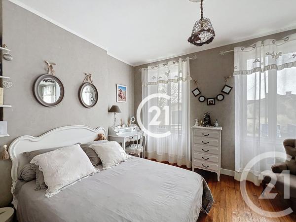 Maison à vendre  4 pièces - 60 m 2   COGNAC  - 16