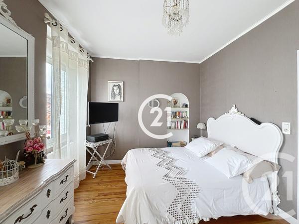 Maison à vendre  4 pièces - 60 m 2   COGNAC  - 16